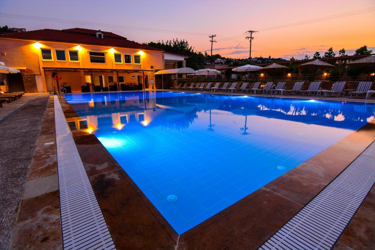 Aqua Mare Resort Melíssion Exterior photo